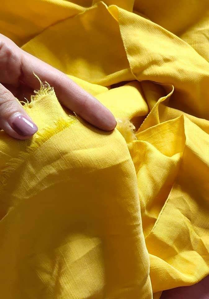 Vải đũi tơ thái màu vàng