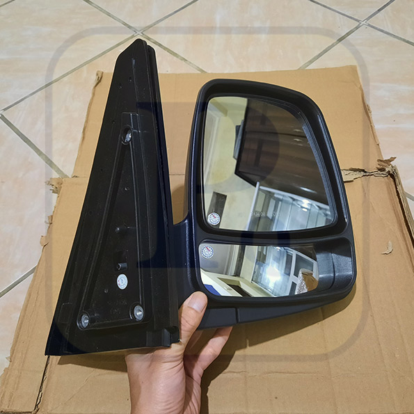 GƯƠNG CHIẾU HẬU KIA K250