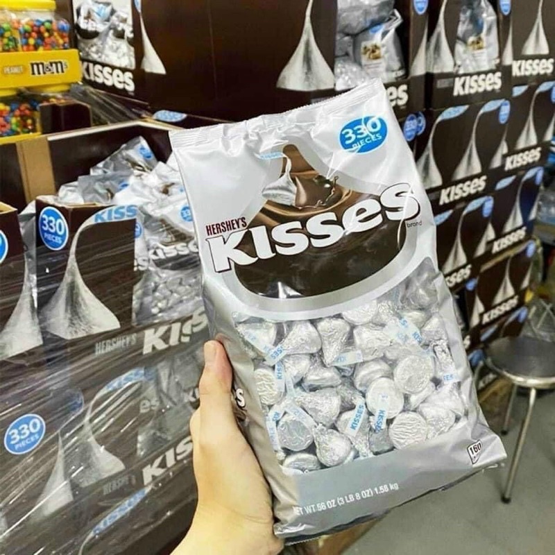Kẹo Chocolate Hershey s Kisses Milk 330 Viên 1.58Kg