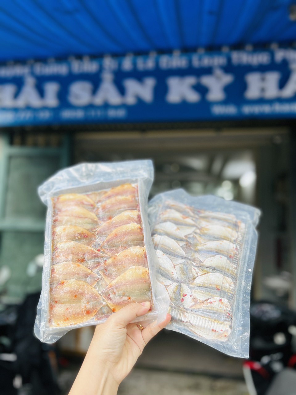 [GIAO NHANH 2H HCM] Giá Sỉ Cá Chỉ Vàng 2 Nắng