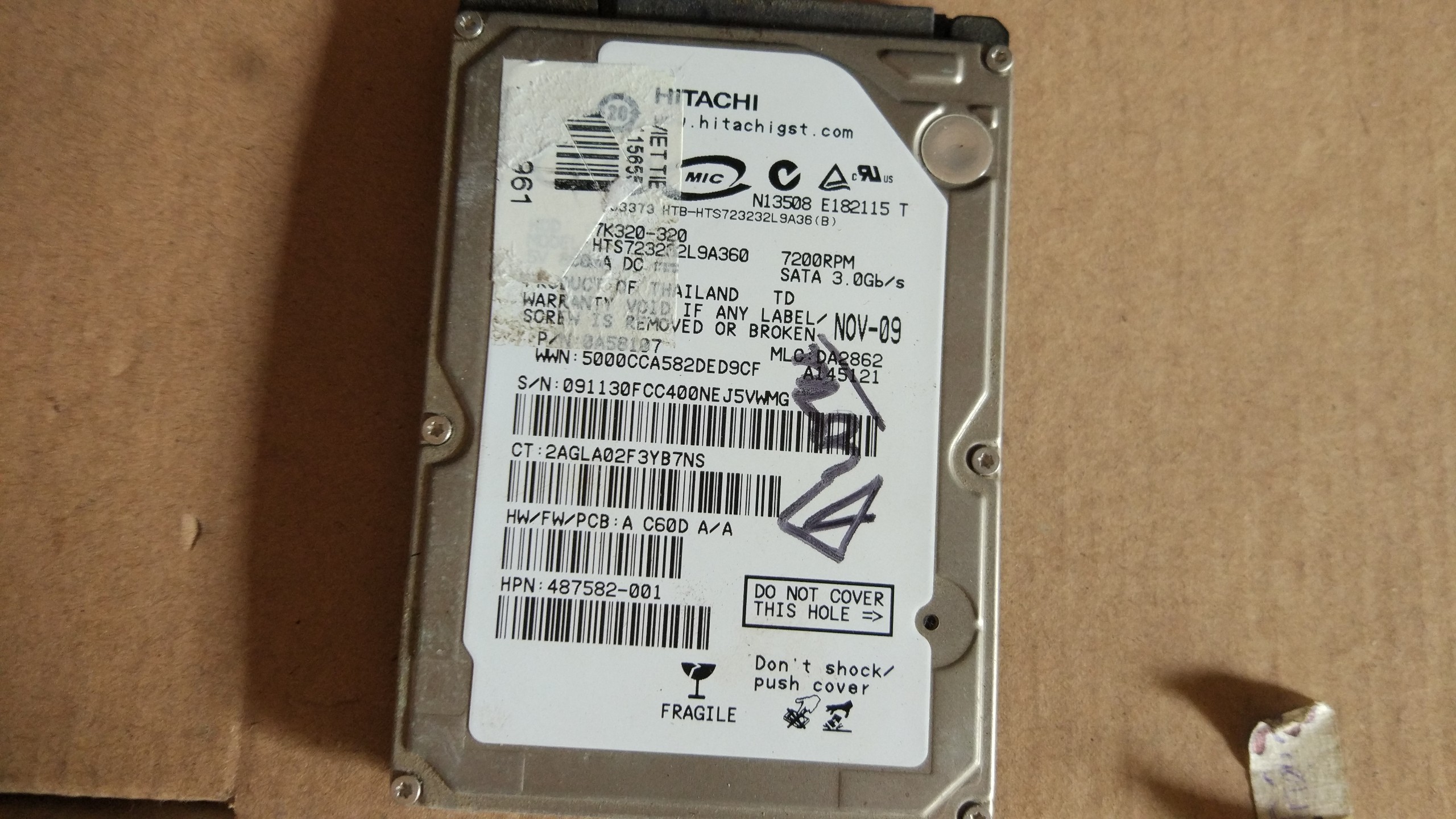 Ổ cứng laptop 320gb hdd hitachi có sẵn windows 10