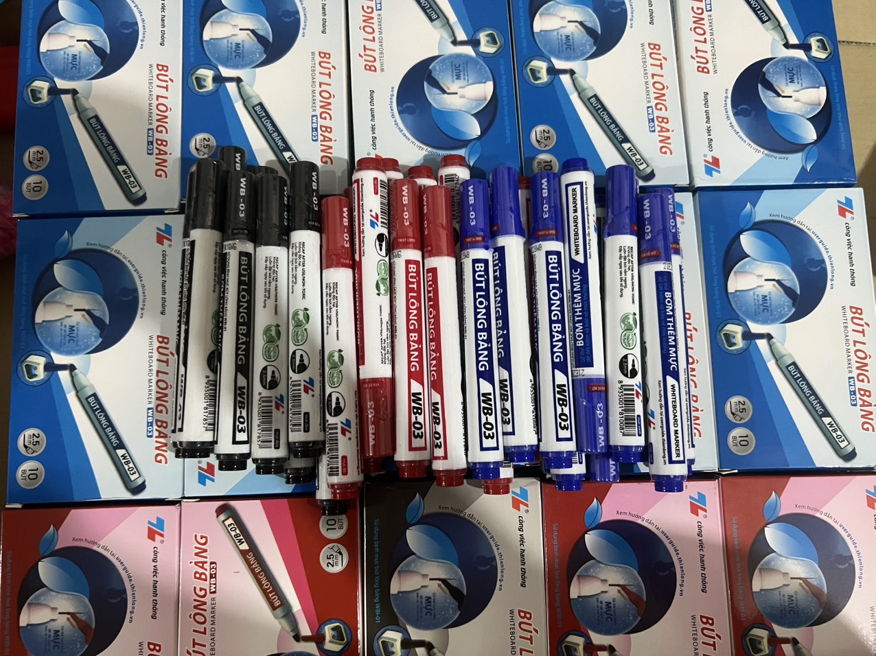 Bút lông bảng thiên long wb-03-2.5mm hộp 10 bút