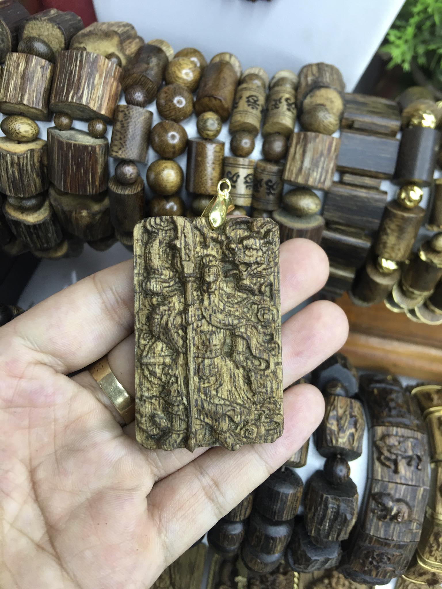 Dây chuyền Quan Công trầm tốc tự nhiên