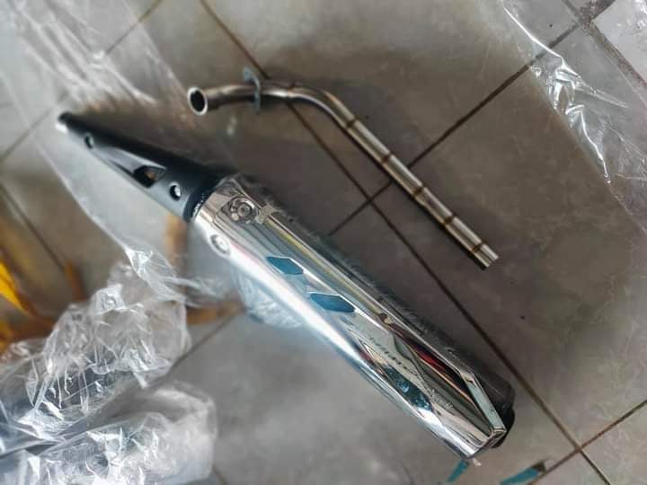 Pô ex 2010 êm gắn Sirius