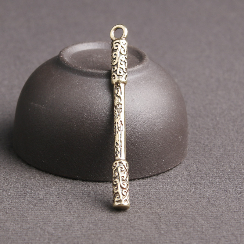 Tượng Nhỏ Phong Thủy Bằng Đồng Kiểu Dáng Cây Gậy Như Ý Tề Thiên (Kích Thước: 0.5 x 6cm)