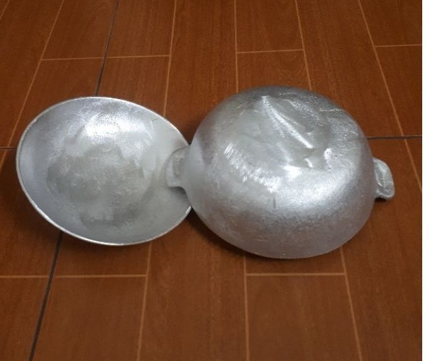 Nồi gang kho thịt cá 21cm ( số 4 )