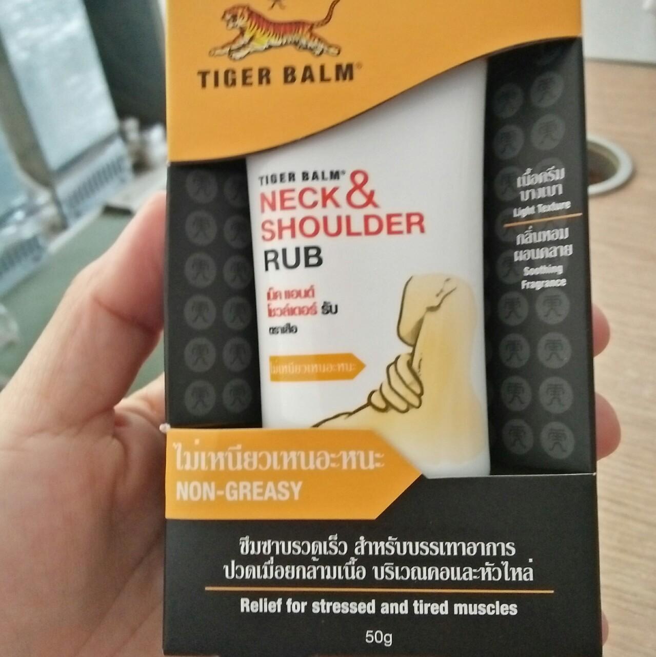 Dầu tiger balm neck & shoulder rub 50gr