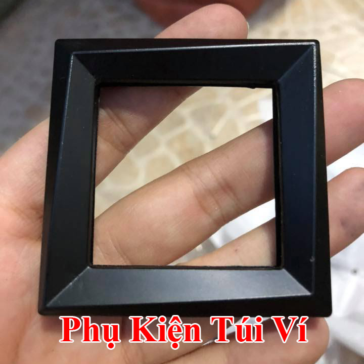 Black Square Border 5.9cm
