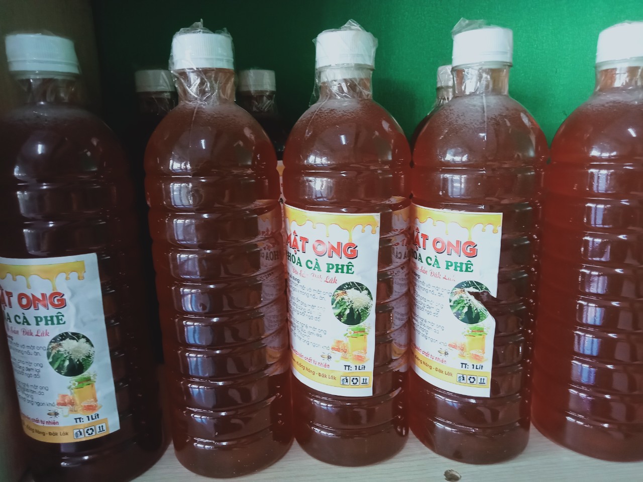 Mật ong rừng hoa cà phê Daklak 1lít hàng chuẩn