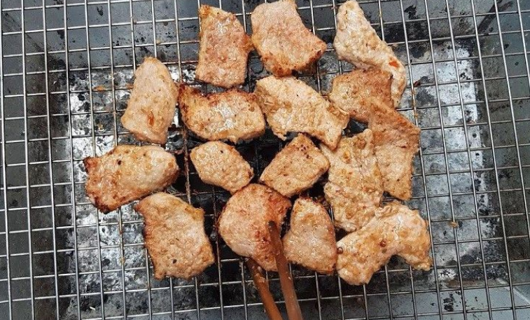 Vú heo ướp sẵn hộp 500g