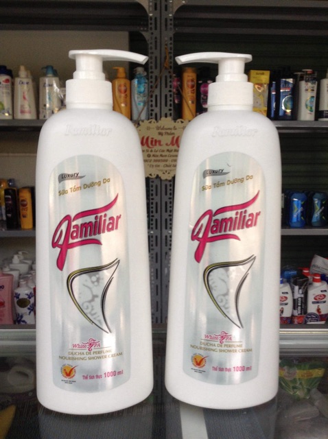 Sữa Tắm Cá Ngựa FAMILIFE 1000ML