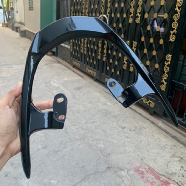 Cảng sau Sirius kiểu Mio