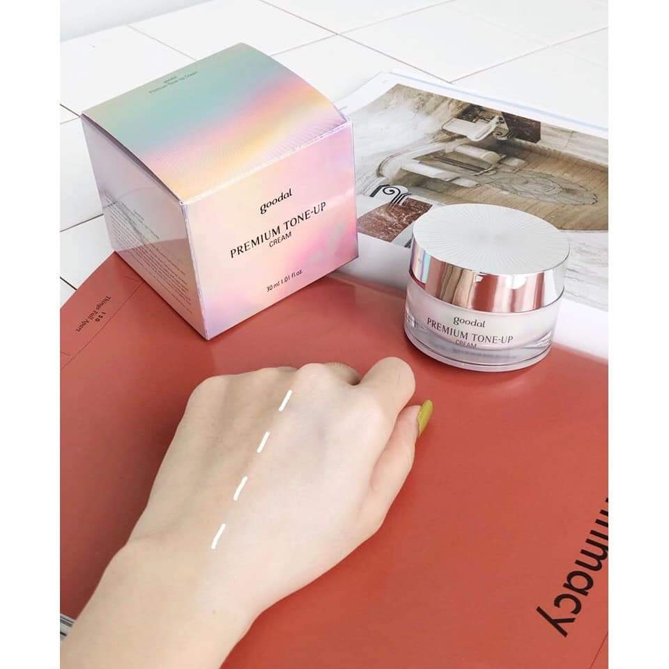 Kem Dưỡng Trắng, Nâng Tone Da Goodal Premium Tone Up Cream