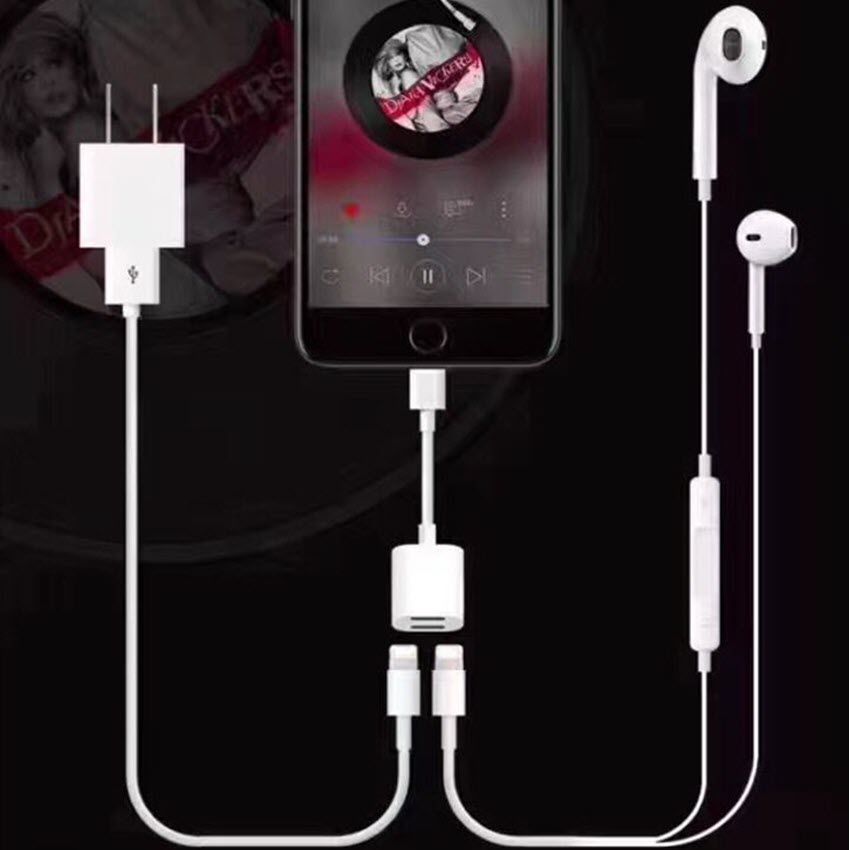 Cáp Lightning Chia Cổng Sạc Và Loa 2 Trong 1