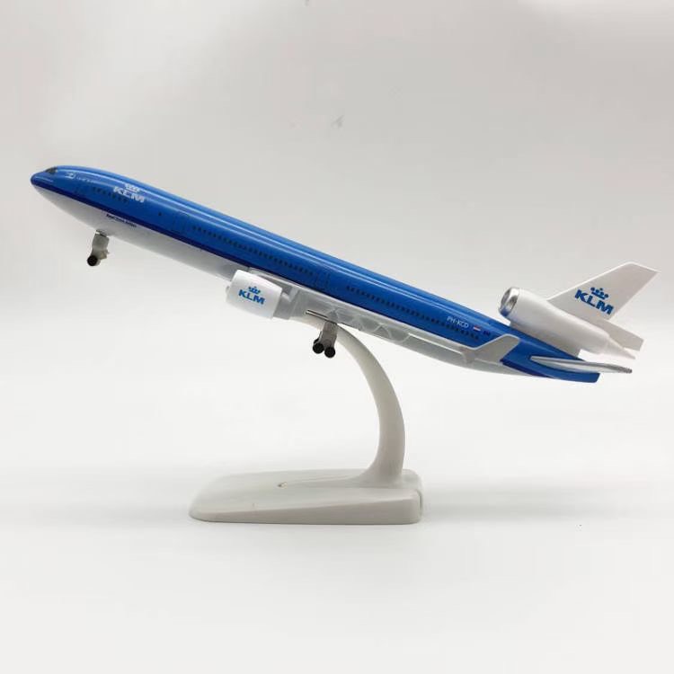 Mô hình máy bay kml hà lan md 18cm có bánh xe + đế trưng bày