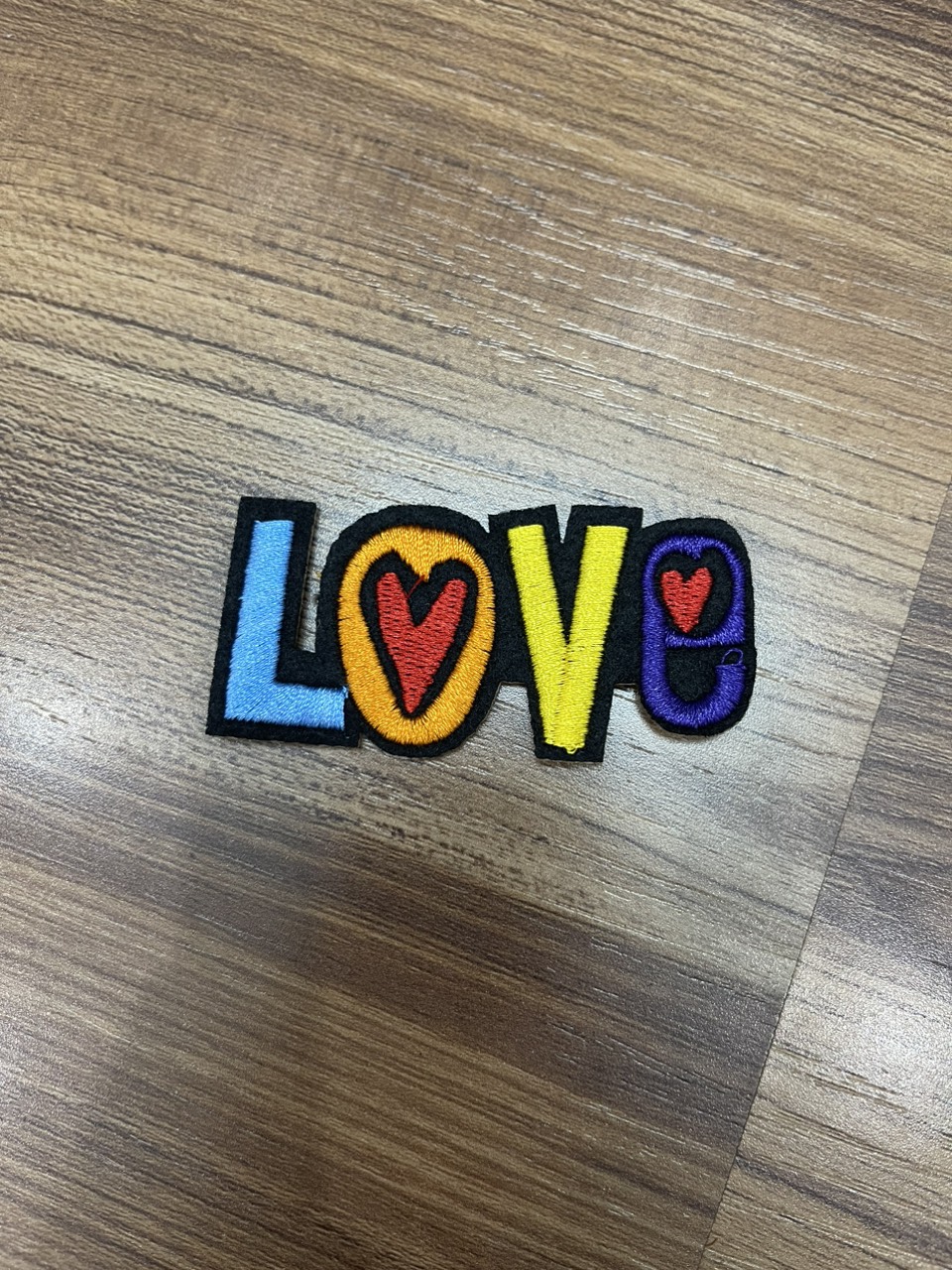 Miếng Sticker Thêu Ủi hình love
