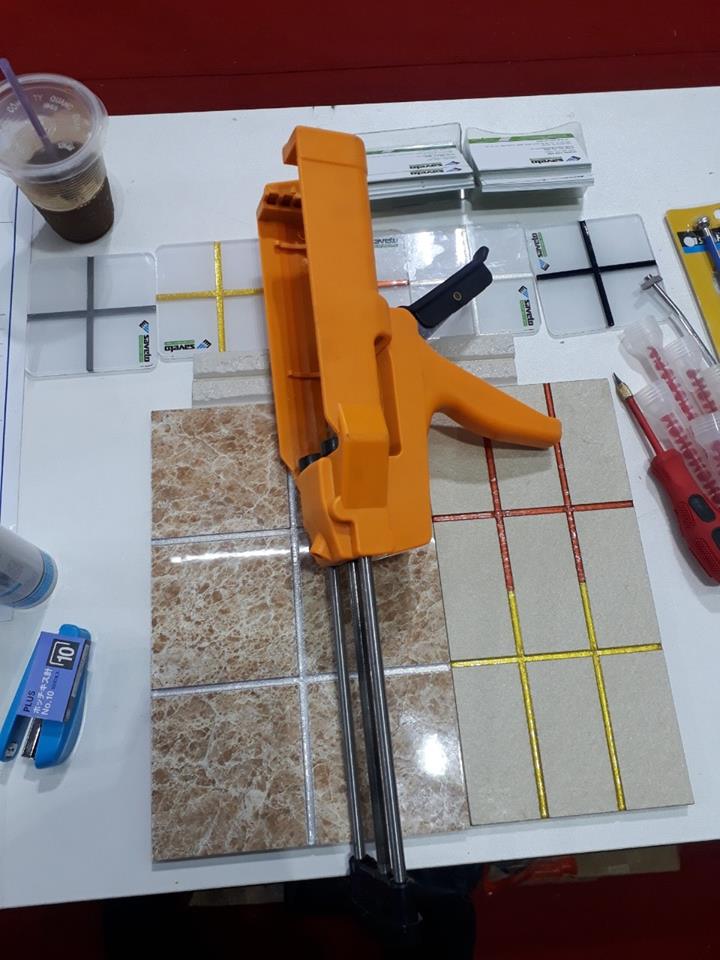 Bộ 4 dụng cụ thi công keo chít mạch