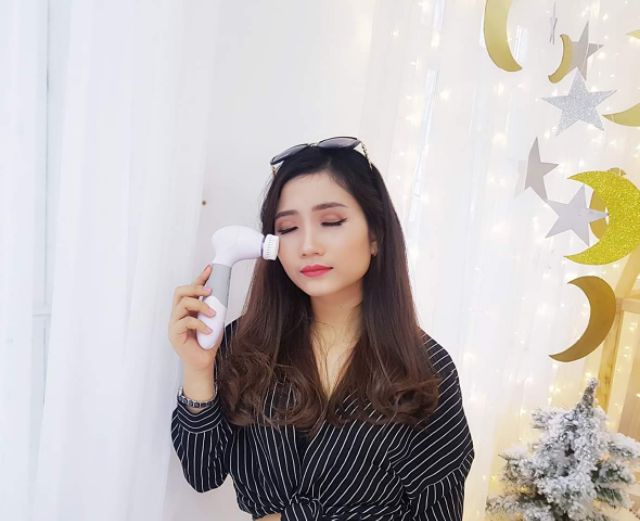 Máy Rửa Mặt Posy đa năng 4 in 1