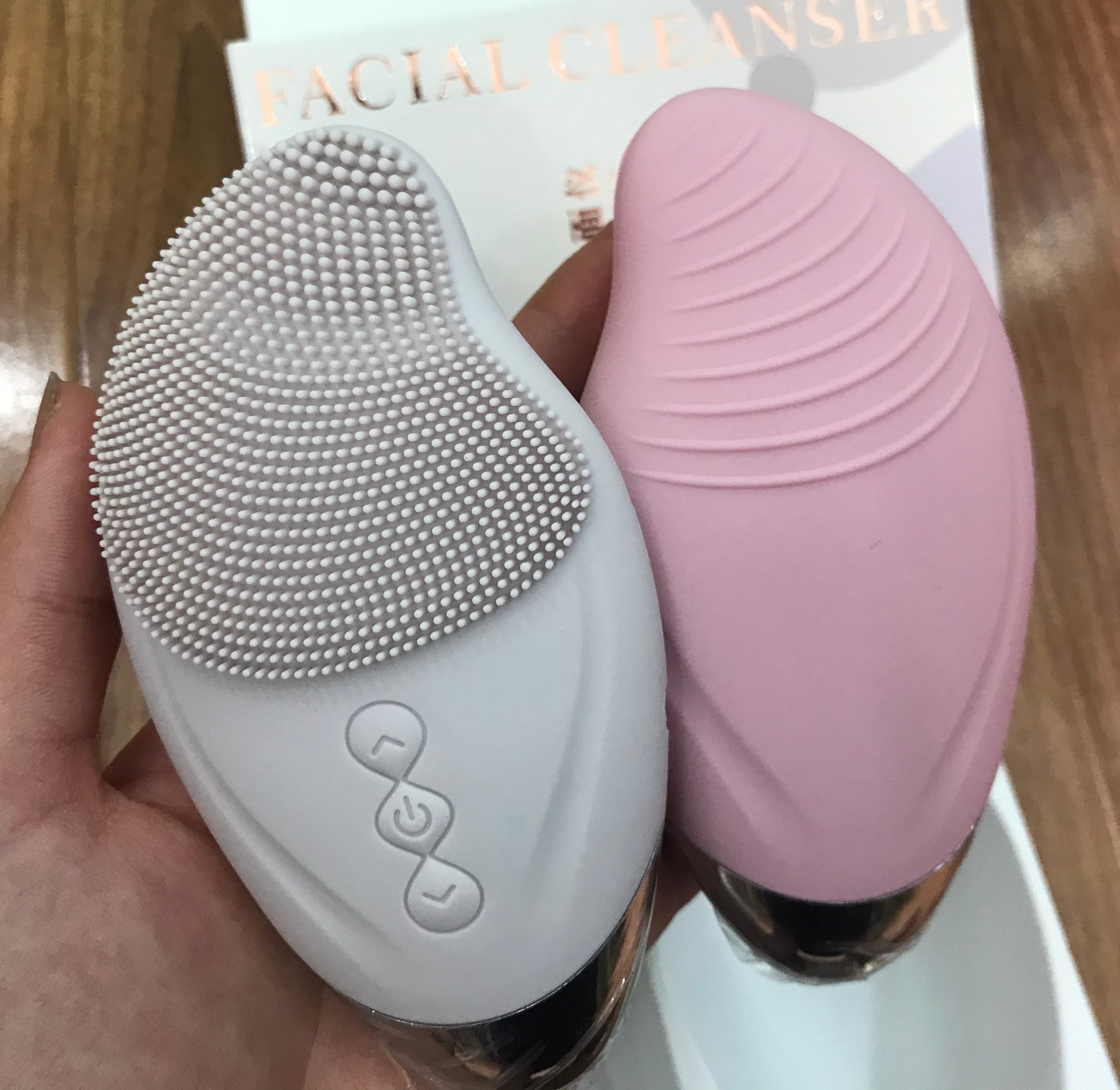 Máy rửa mặt sóng âm chăm sóc da, massage, nâng cơ mặt