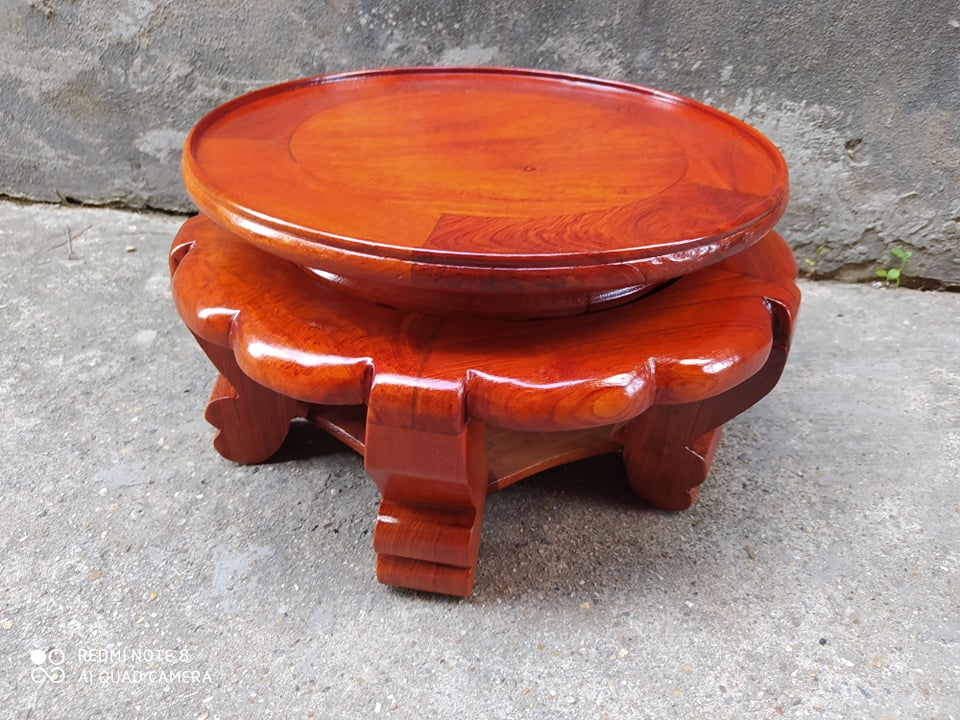 Kỷ tròn gỗ hương đá (mặt 30cm, cao 20cm)