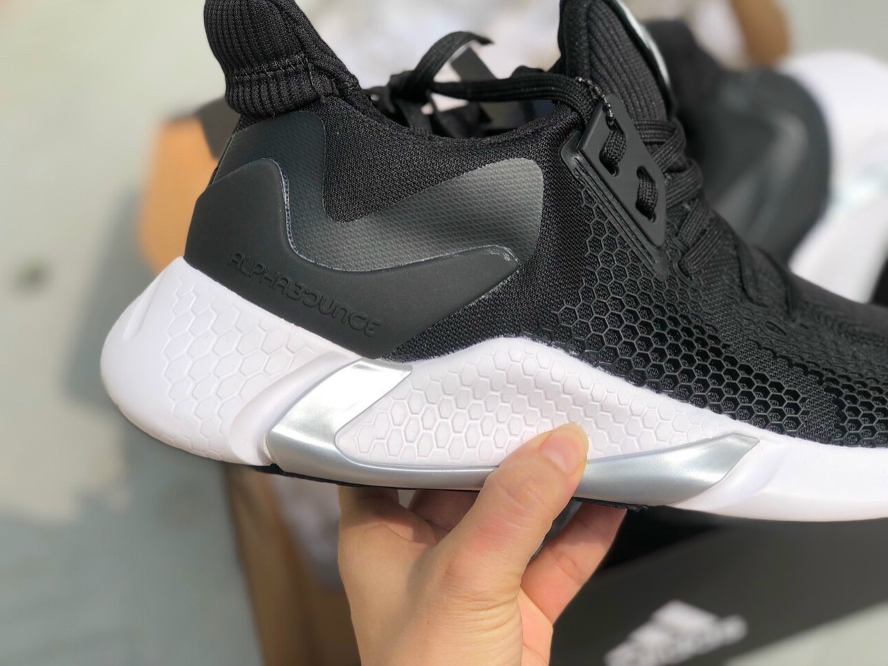 Giày nam adi.das alpha bounce 2020 đủ màu(màu đen, màu xám trăng, xám đỏ, màu xanh, màu cam).