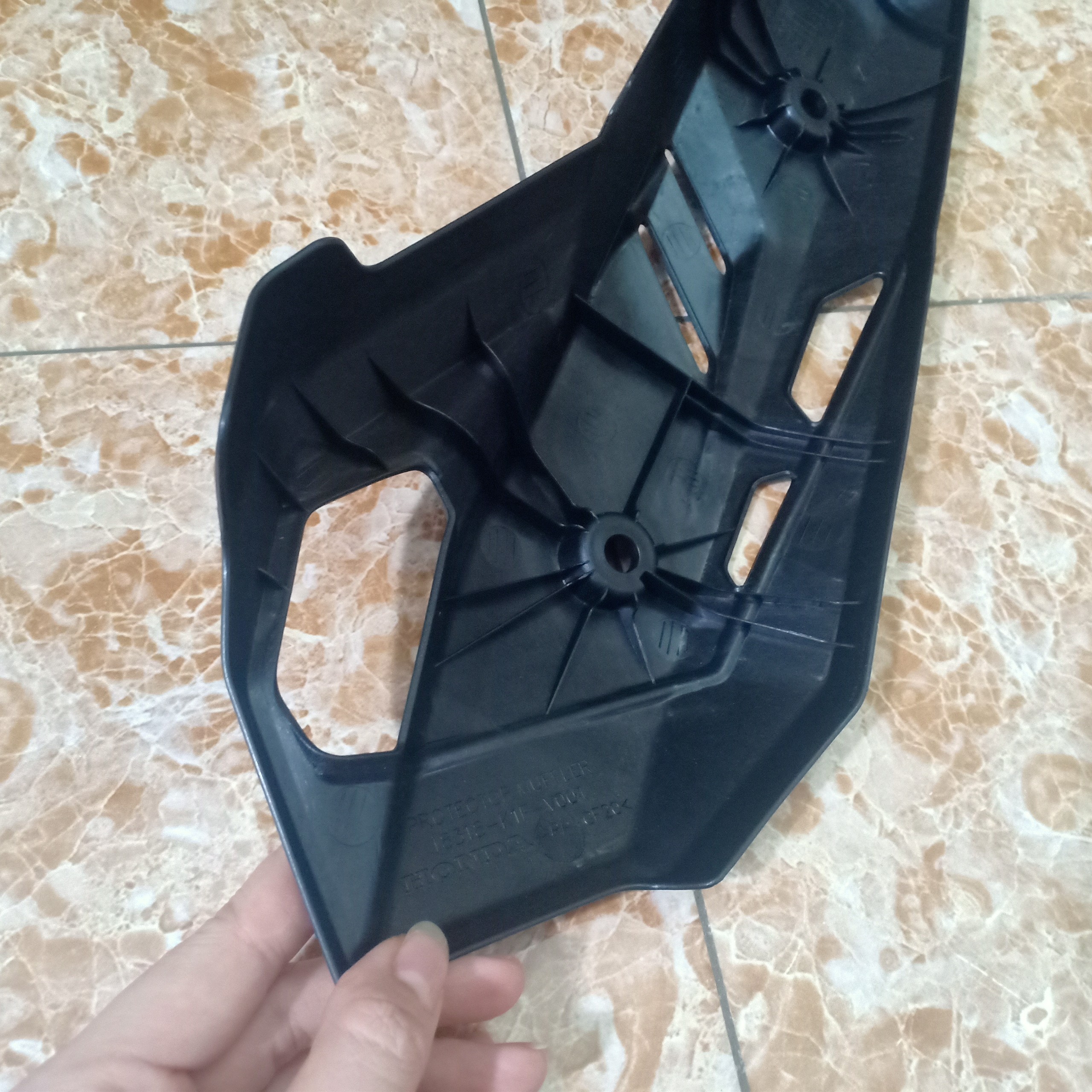 Ốp Pô Airblade đời 2020