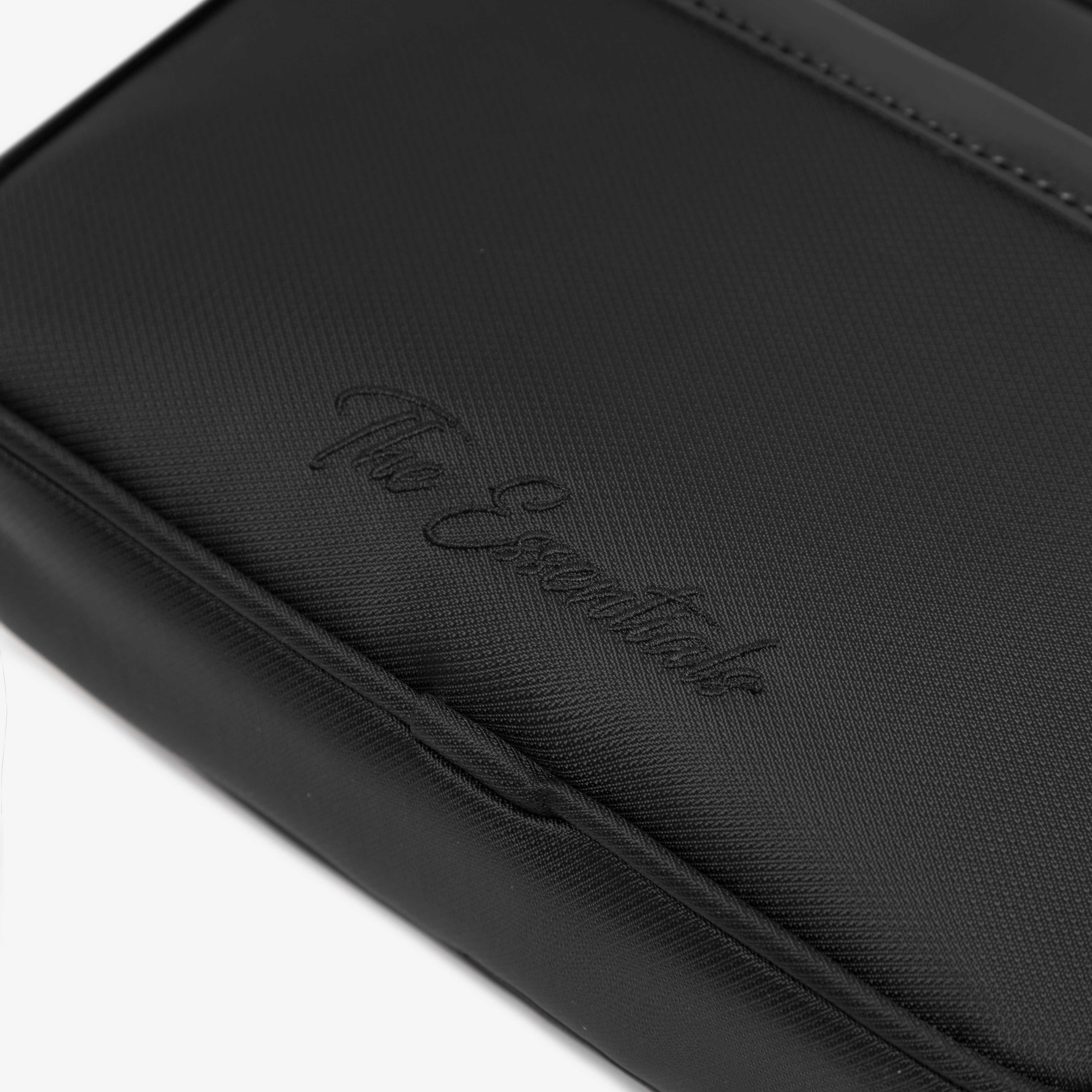 Túi đeo chéo DIM Essential Bag