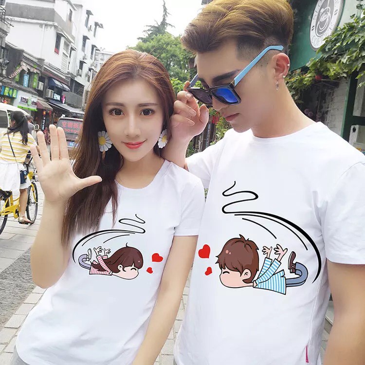 Áo Cặp Đôi Nam Nữ Ngắn Tay Chất Liệu Cotton In Họa Tiết Tình Yêu Lãng Mạn