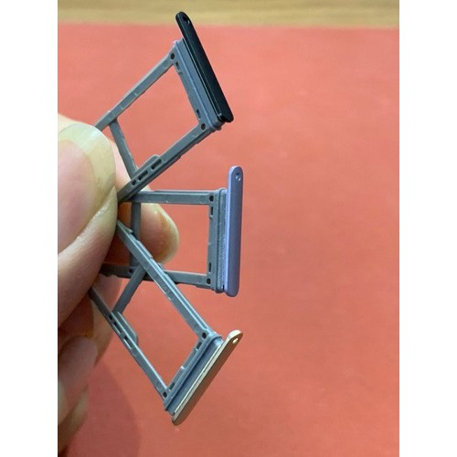 Khay sim thẻ nhớ Samsung A8 2018 / A8 Plus ( 1 cái )