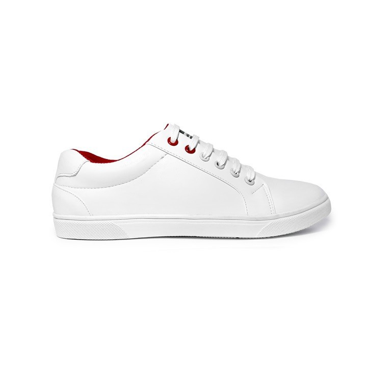 Giày sneaker bata nam trắng