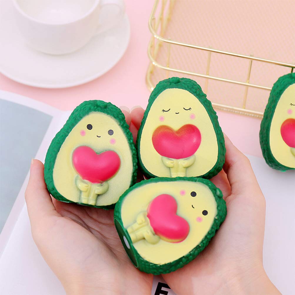 Quả bơ bóp kêu chíp chíp