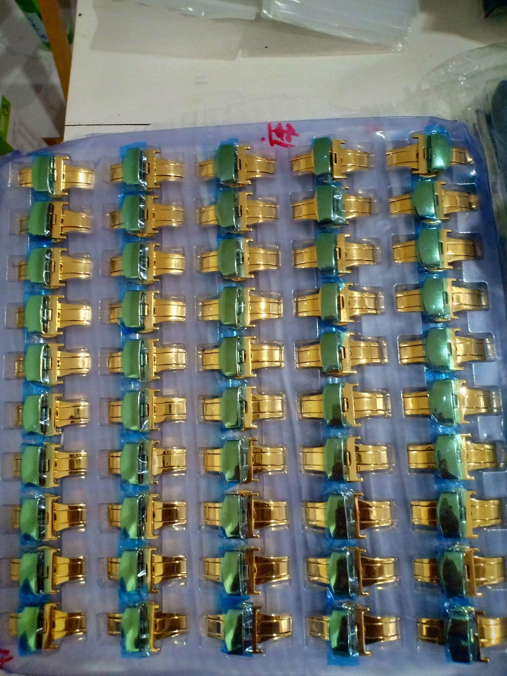 Khóa Bấm Dây Đồng Hồ
