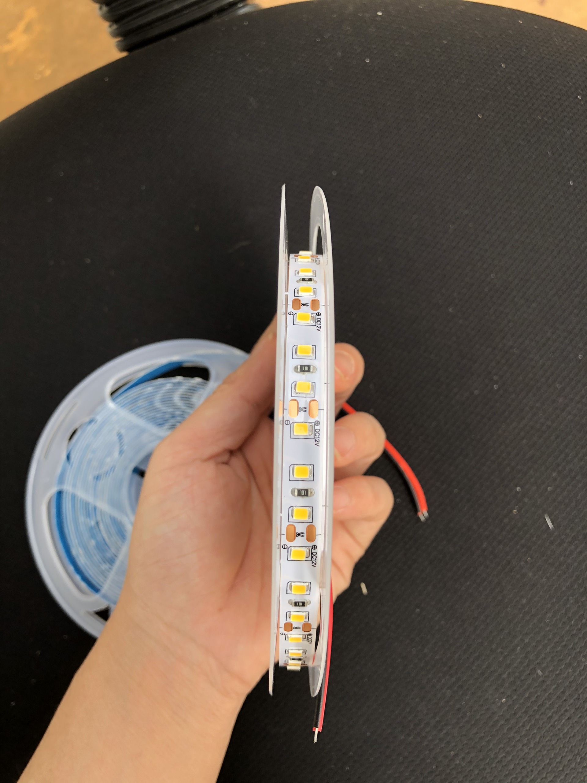 Led Dây 5m 12v Chip 2835 0.2W/LED màu trắng