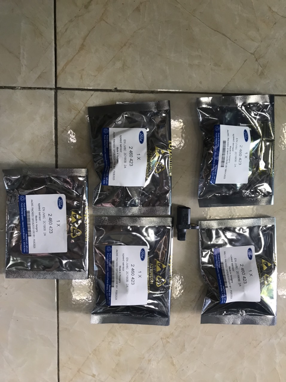 CẢM BIẾN ABS SAU FORD FOCUS 13-19 – AV6T2B372EC