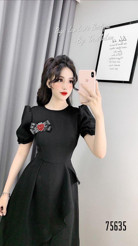 Đầm xòe tay búp cổ tròn đính nơ ngực