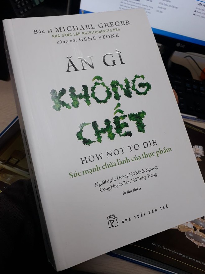 Sách - Ăn Gì Không Chết
