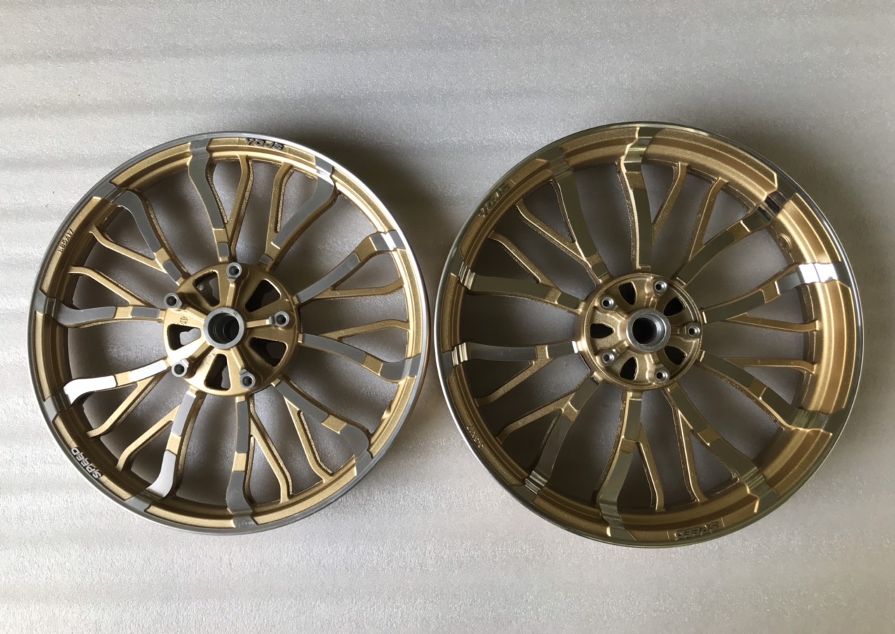 MÂM VÀNH ĐÚC NHỆN YAMAHA EXCITER 150 BẢN ZIN THEO XE KHÔNG CHẾ CHÁO