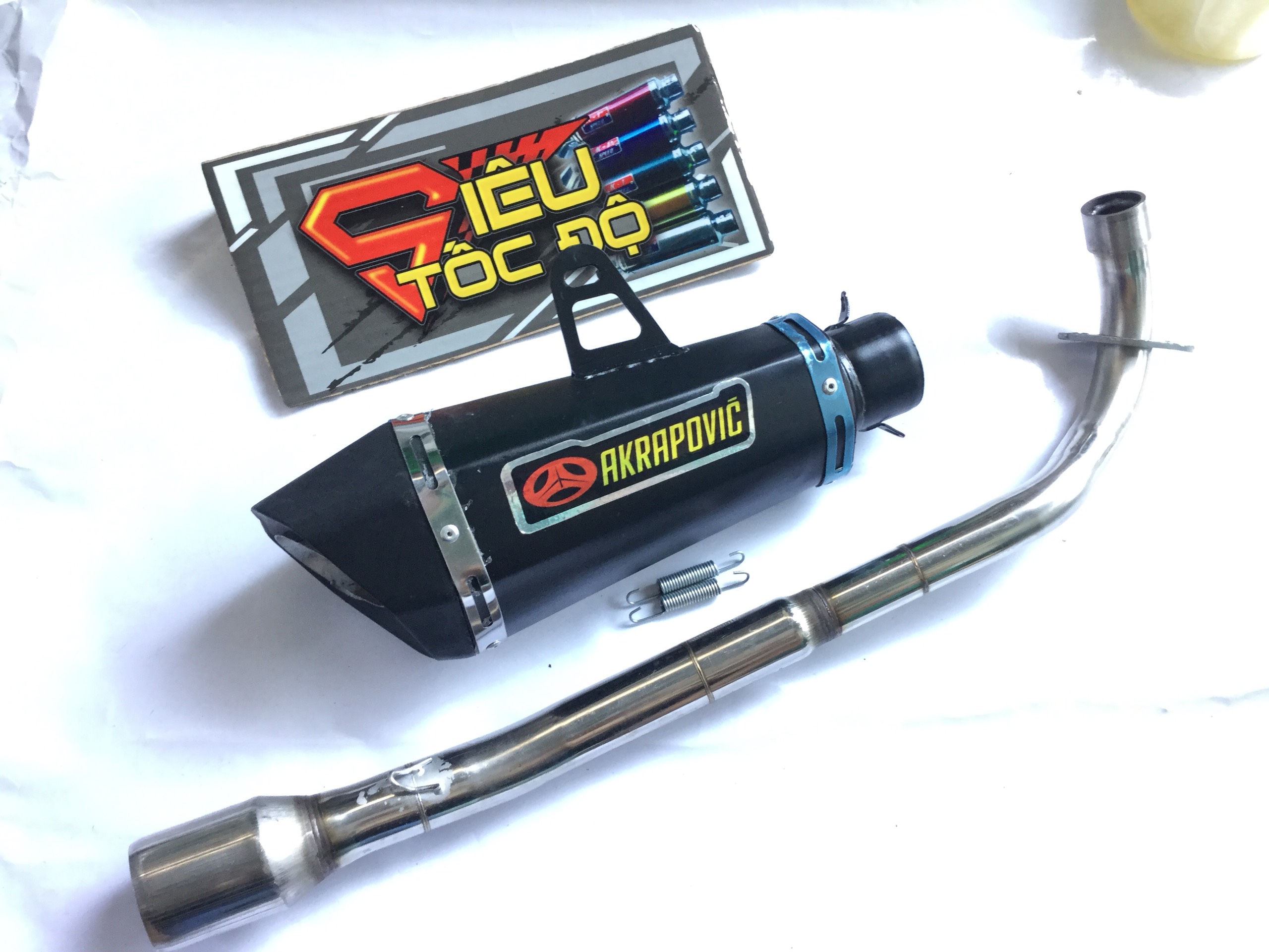 Combo pô akapovic đen bao gồm cả cổ pô độ cho xe sirius rc, jupiter, taurus,...