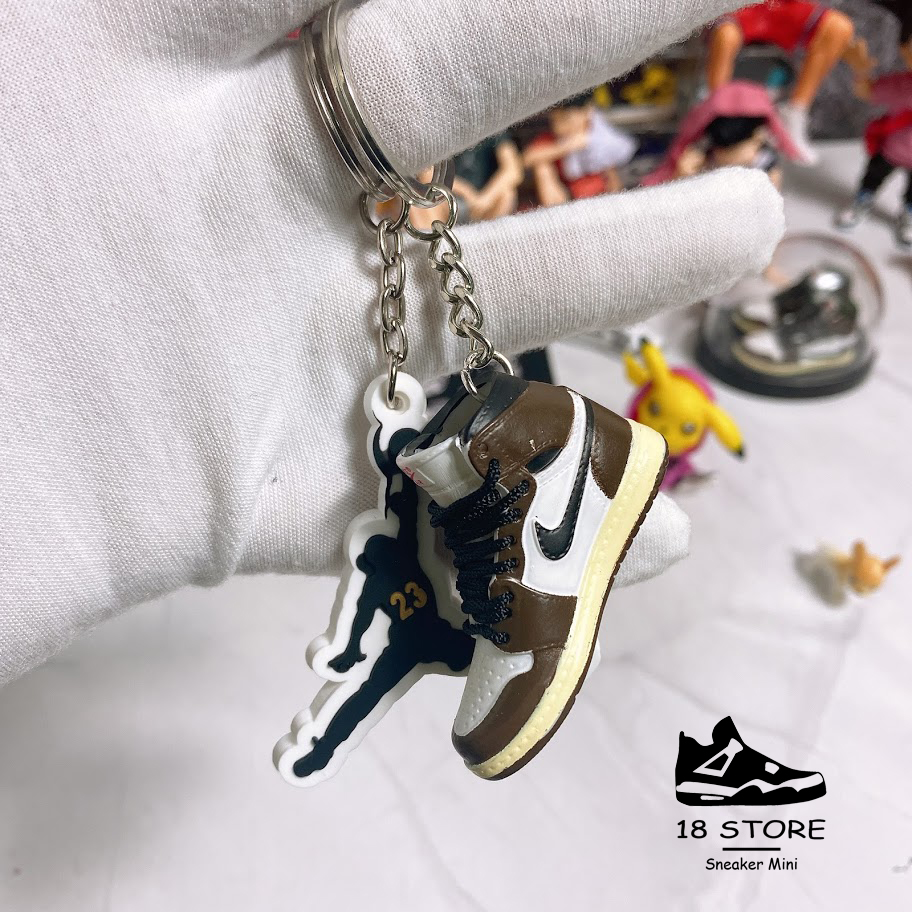 Móc Khóa Giày Jordan ( Tặng Box) - Mô Hình Giày Sneaker Tỉ lệ 1/6