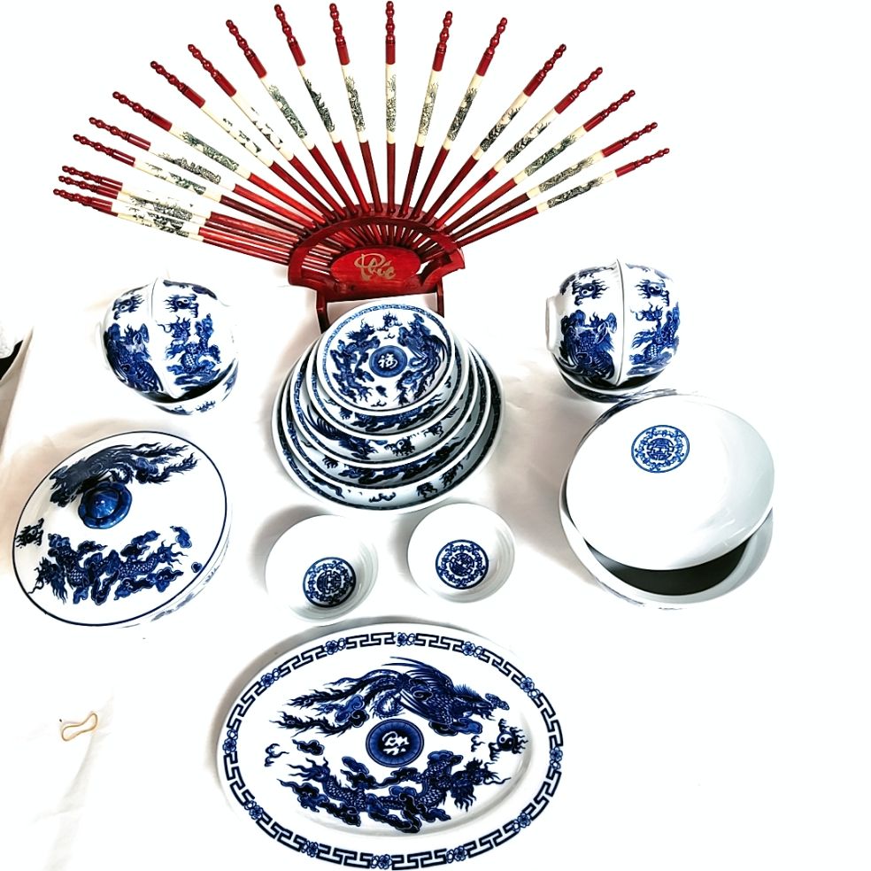 Bộ đồ ăn để thờ gốm sứ có đũa kiểu rẻ quạt - gốm sứ Bát Tràng