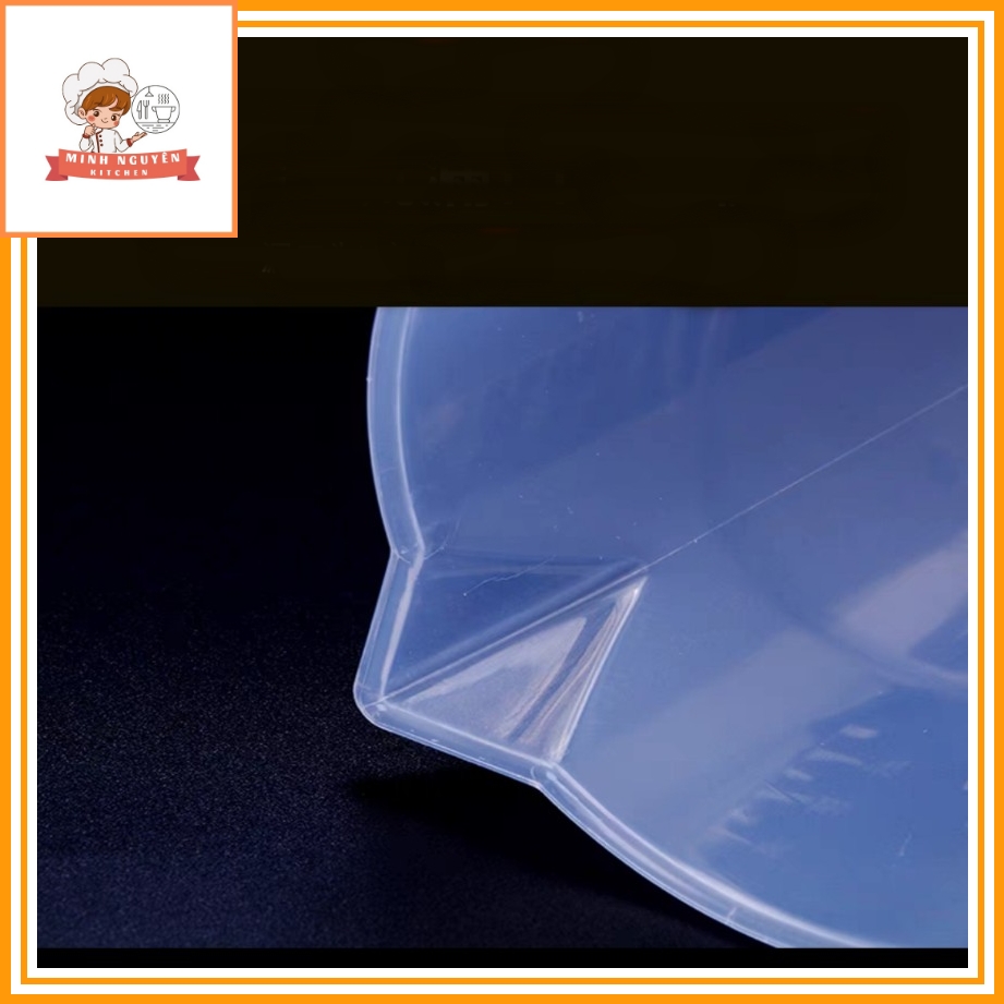 Ly đong nhựa hình tháp định lượng pha chế 100ml