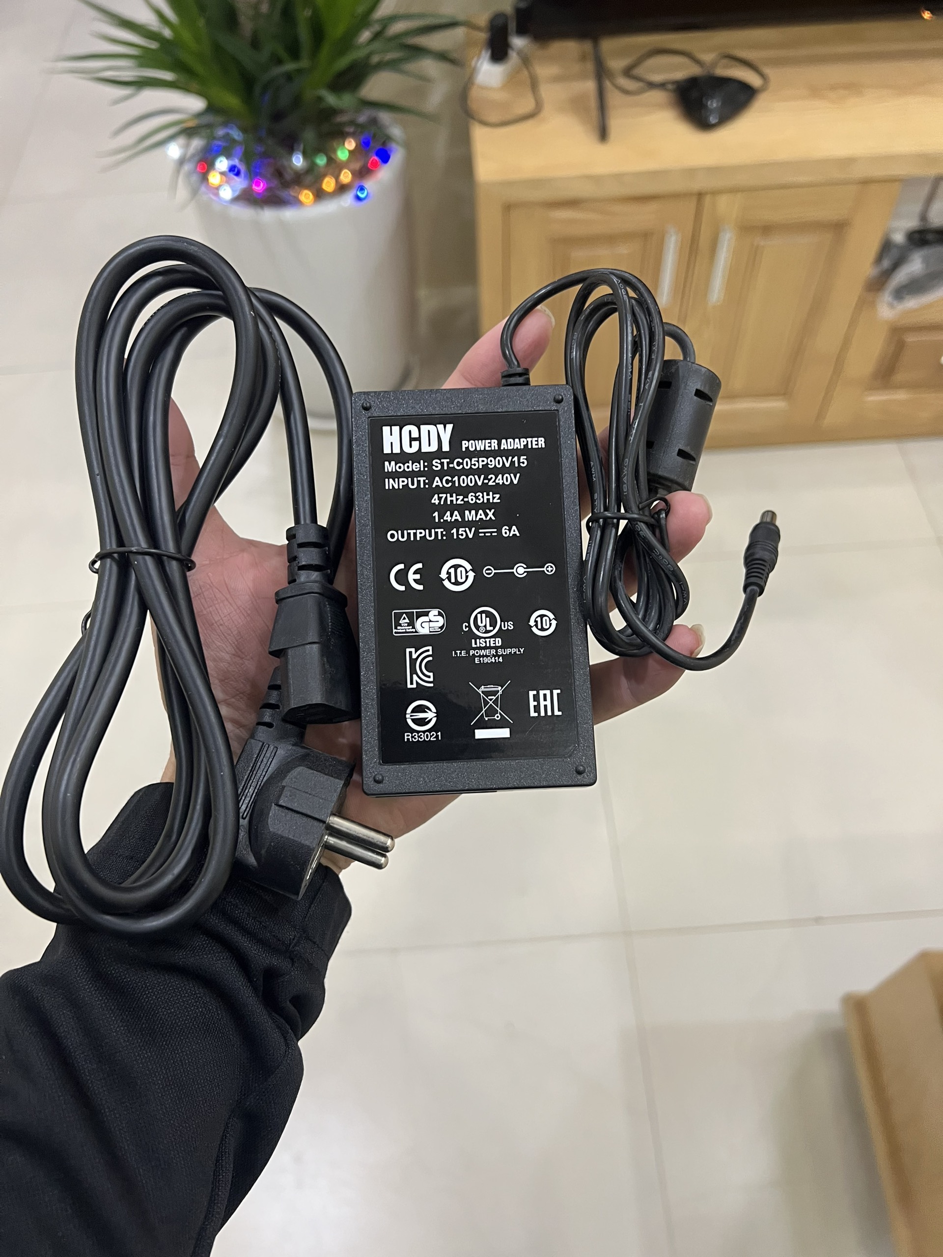 Dây sạc loa kéo HCDY 15v 6a