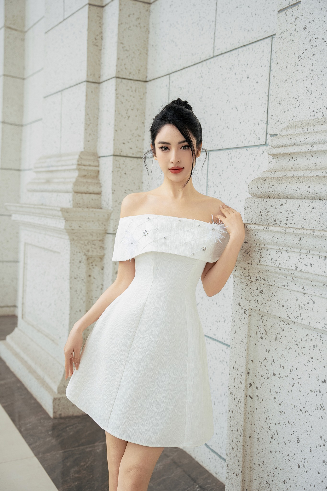 Voucher siêu sale 15% OLV - Đầm Harmoni Off Shoulder Dress