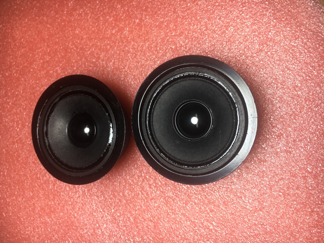 Loa Treble boss kích thước 6cm.giá 2 chiếc.