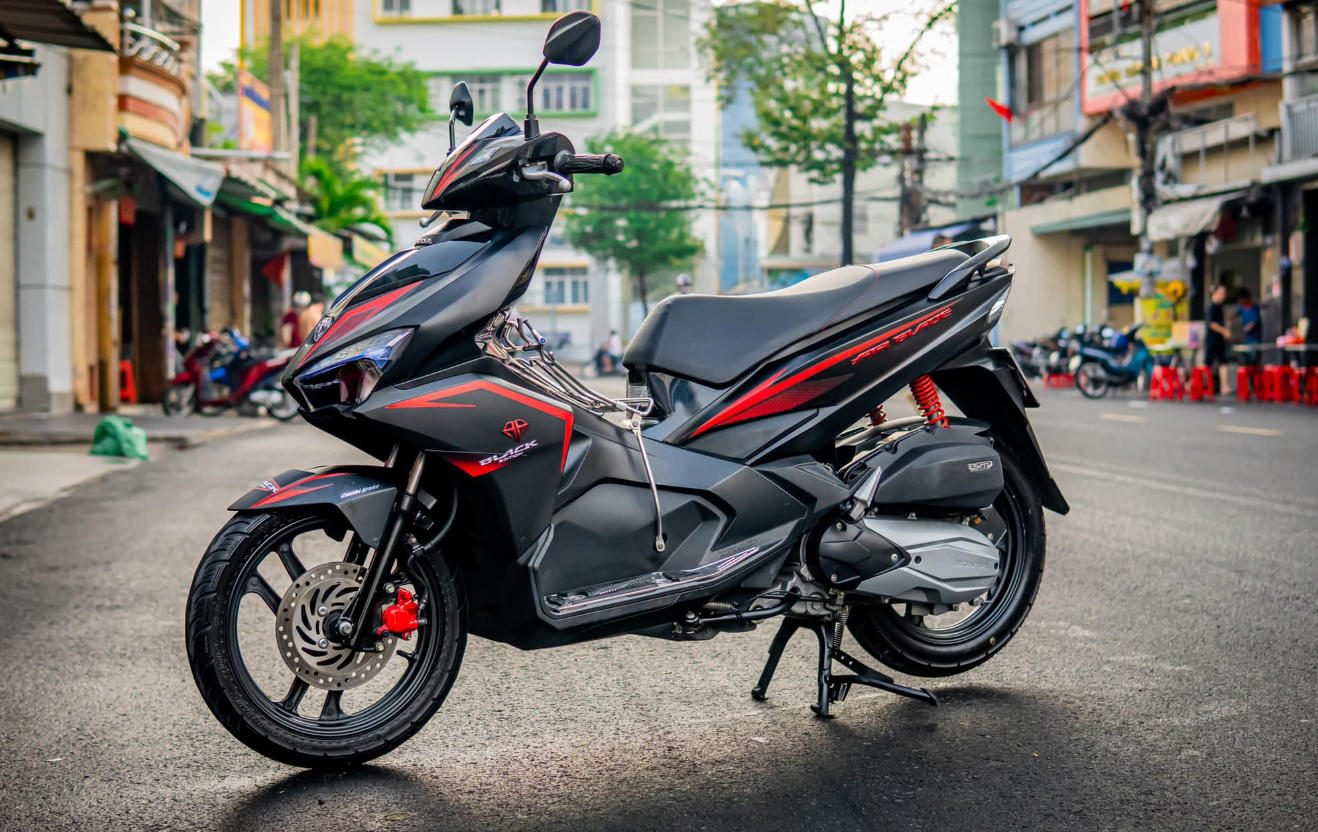 Tem rời Air Blade 2016 - Mẫu Black Edition - tem chỉ đỏ đen đơn giản cực đẹp