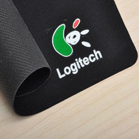 Miếng lót chuột Pad Mouse Logitech 5 cực rẻ