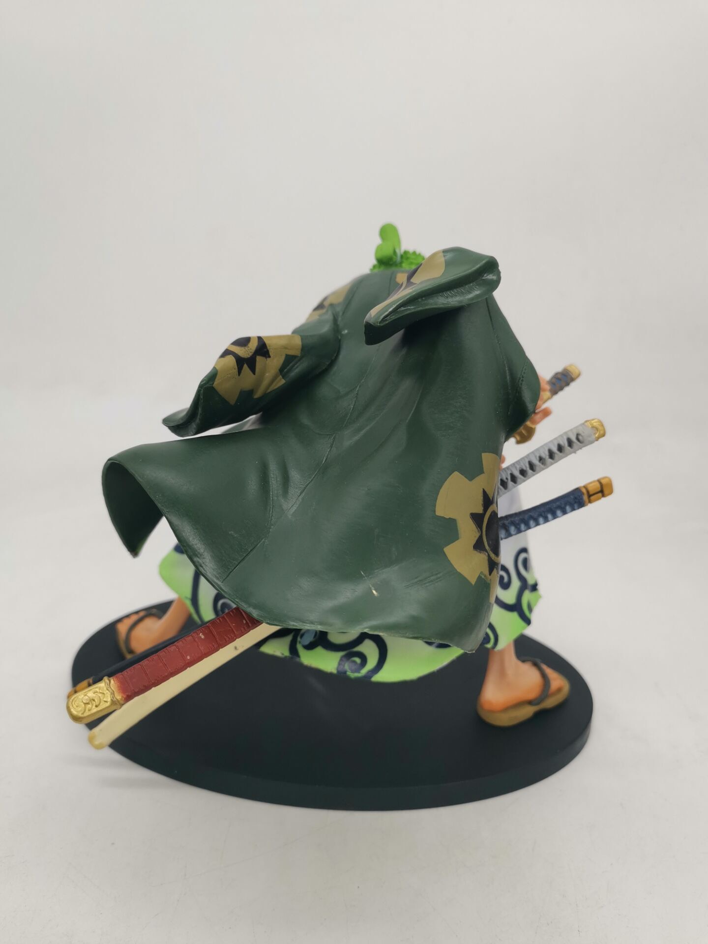 Mô hình nhân vật Zoro Wano mặc kinomo - OnePiece