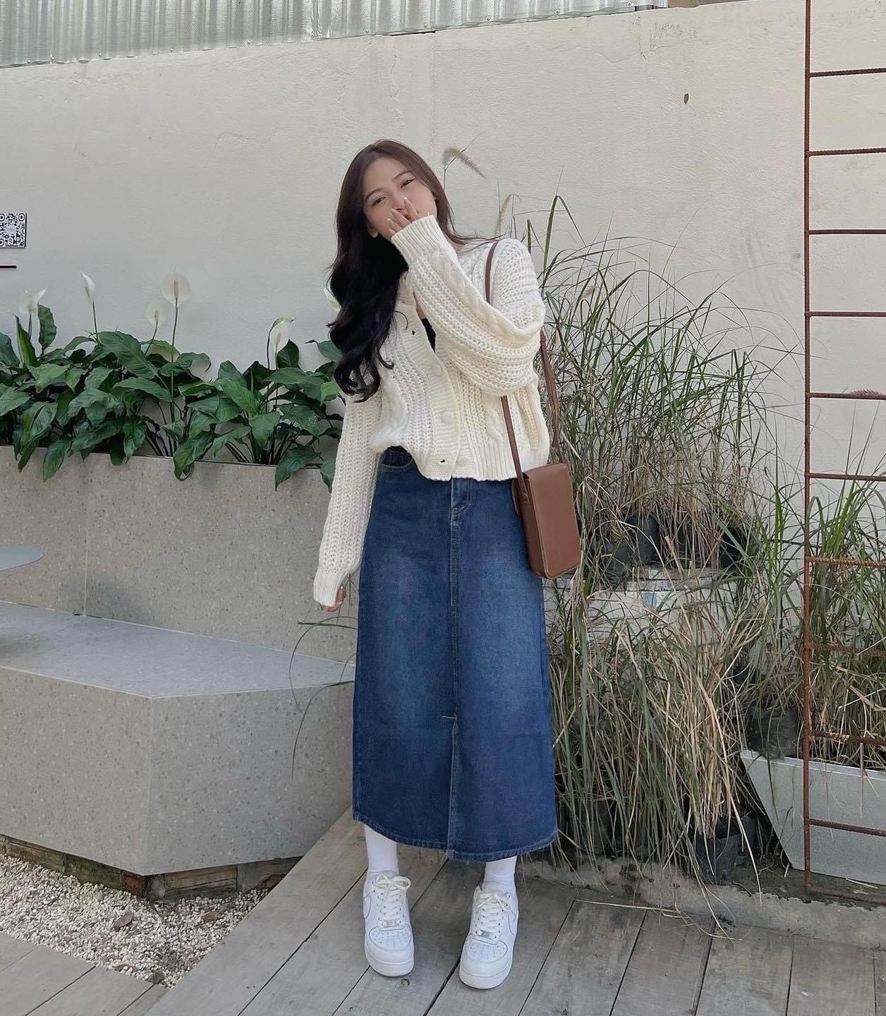 Chân váy jeans xẻ tà Ulzzang
