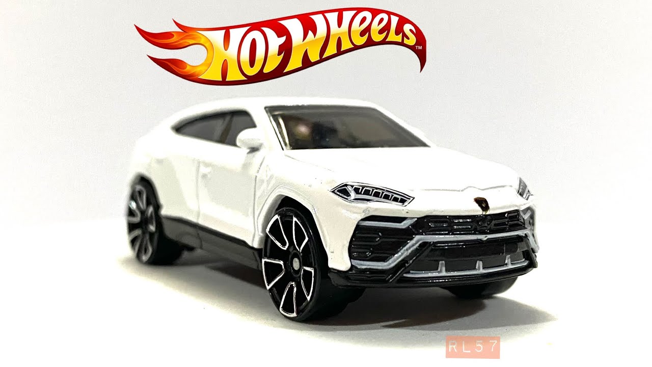 Hotwheels- 17 Lamborghini Urus
