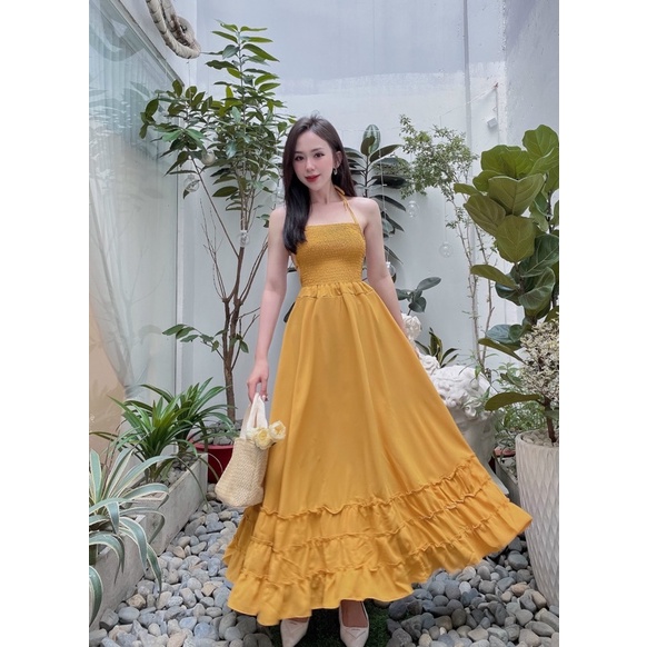 Đầm Maxi Bèo Hở Lưng.....